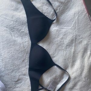 Lulu lemon Take Shape Bra size 32C